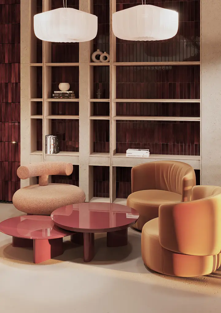 Sessel und Tische in der Lounge